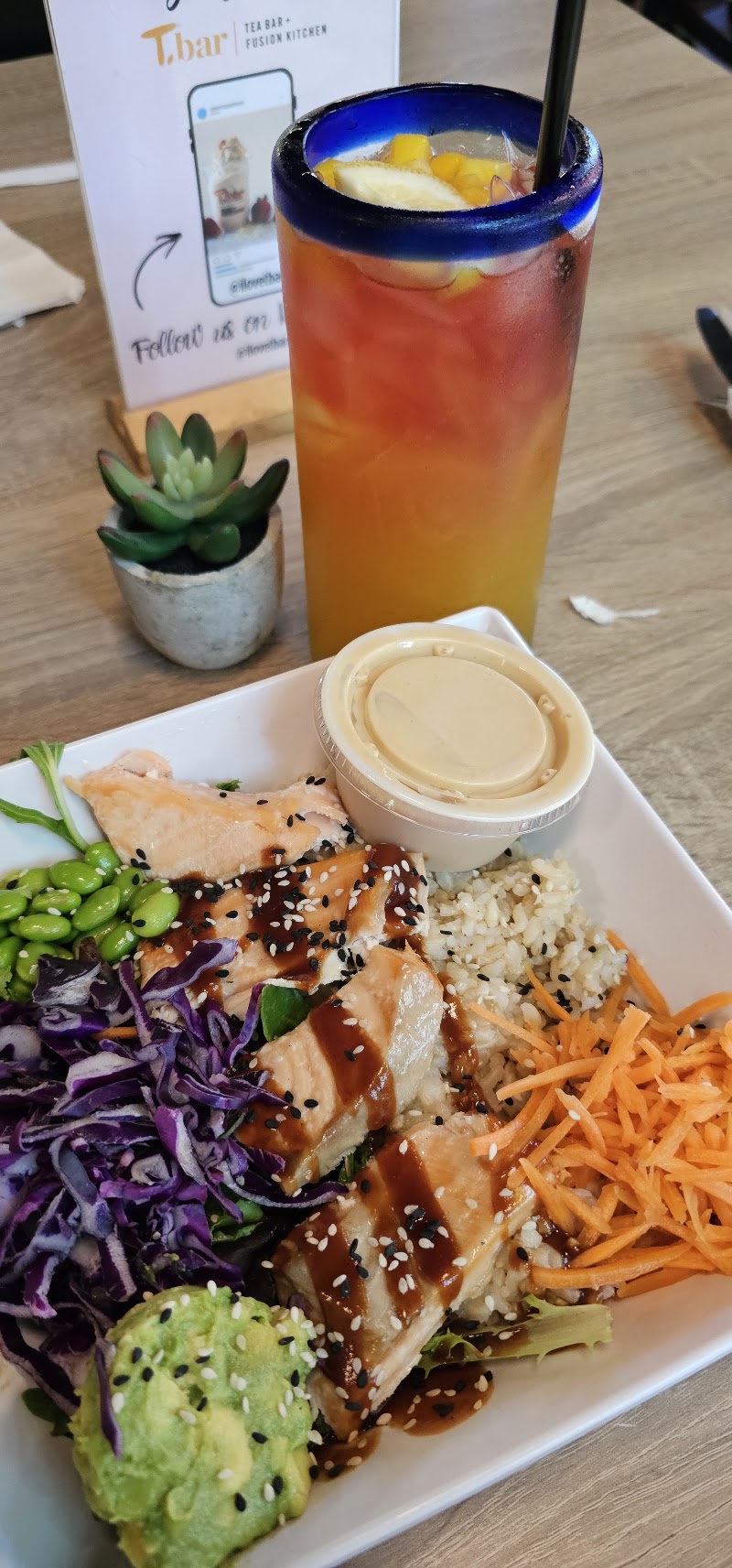 Tea Bar & Fusion Kitchen - Chico Vallombrosa/Downtown photo 4