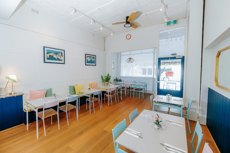 Bombae- Spiritz & Kitchen photo 4