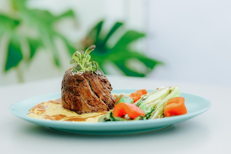 Bombae- Spiritz & Kitchen photo 10