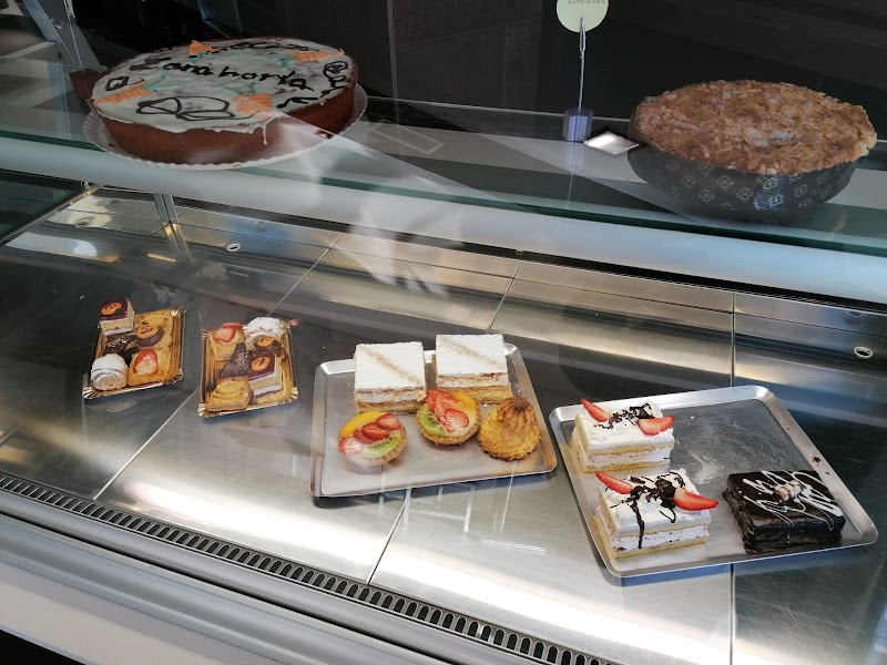 Cafetería Narúa photo 1