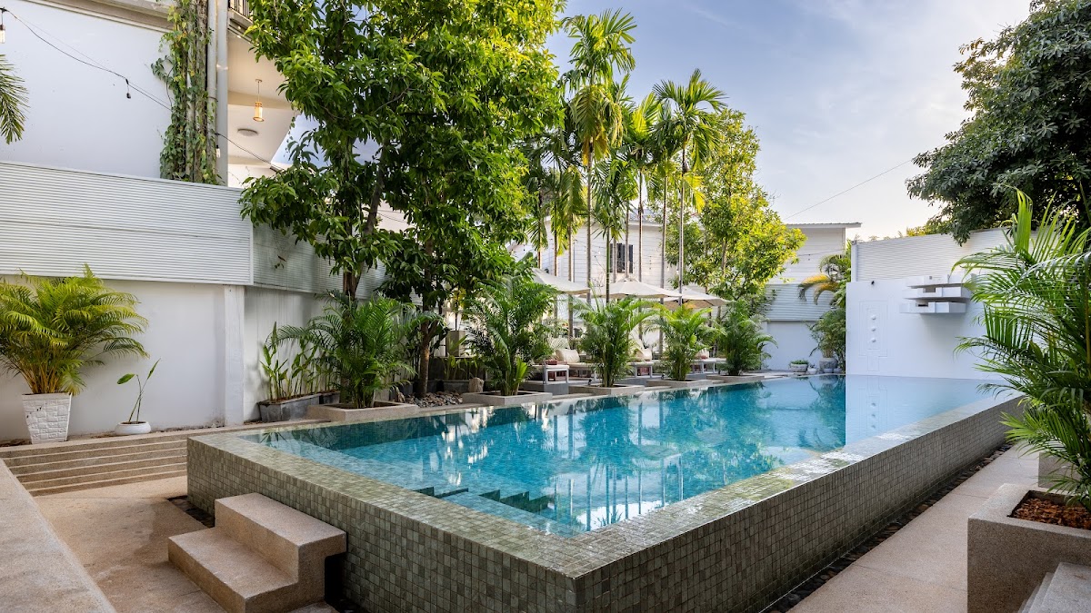 Reservoir Hotels | Yoga & Wellness Retreat — 4