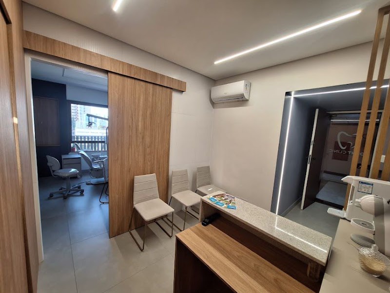 Endodontista em Salvador - Dra Lidinês Moreira - foto 2