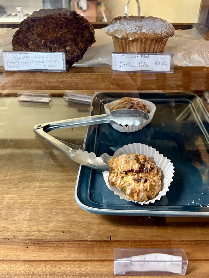 Zephyr Books & Coffee photo 2