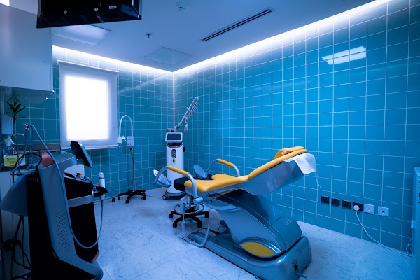 مجمع إيف التخصصي الطبي