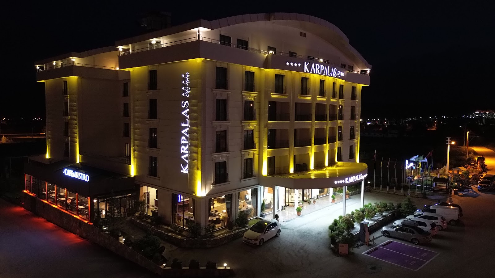 Karpalas City Hotel & Spa mekanı