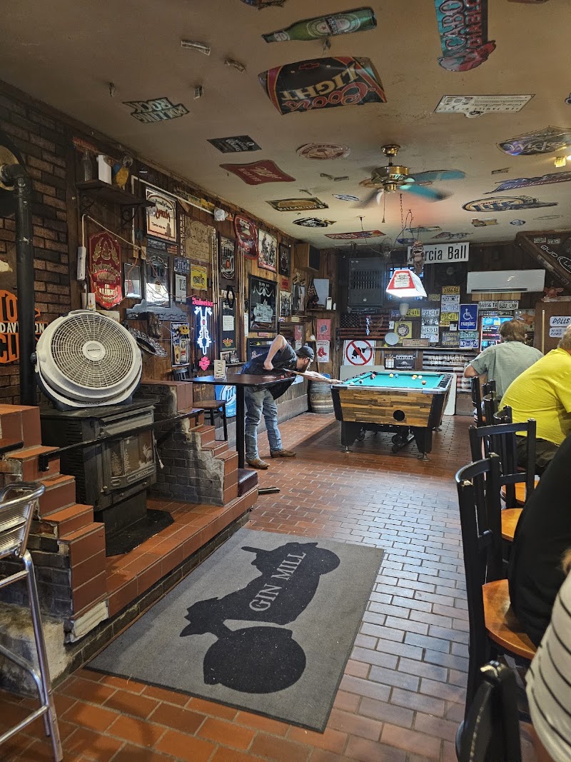 Gin Mill photo 3