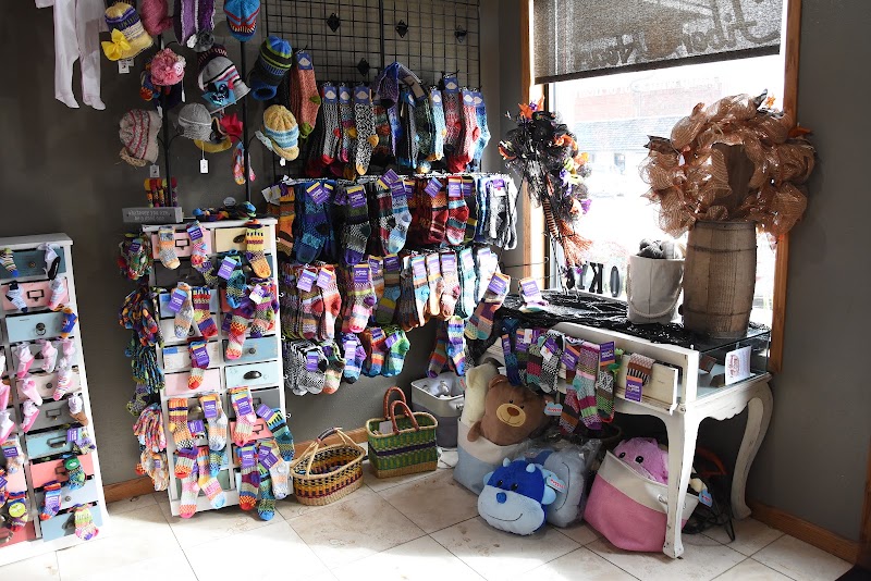 Fiber Heart Yarn & Gifts photo 4