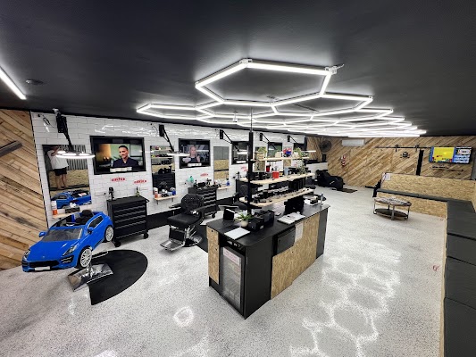 Back N Sides Mount Gambier photo 3