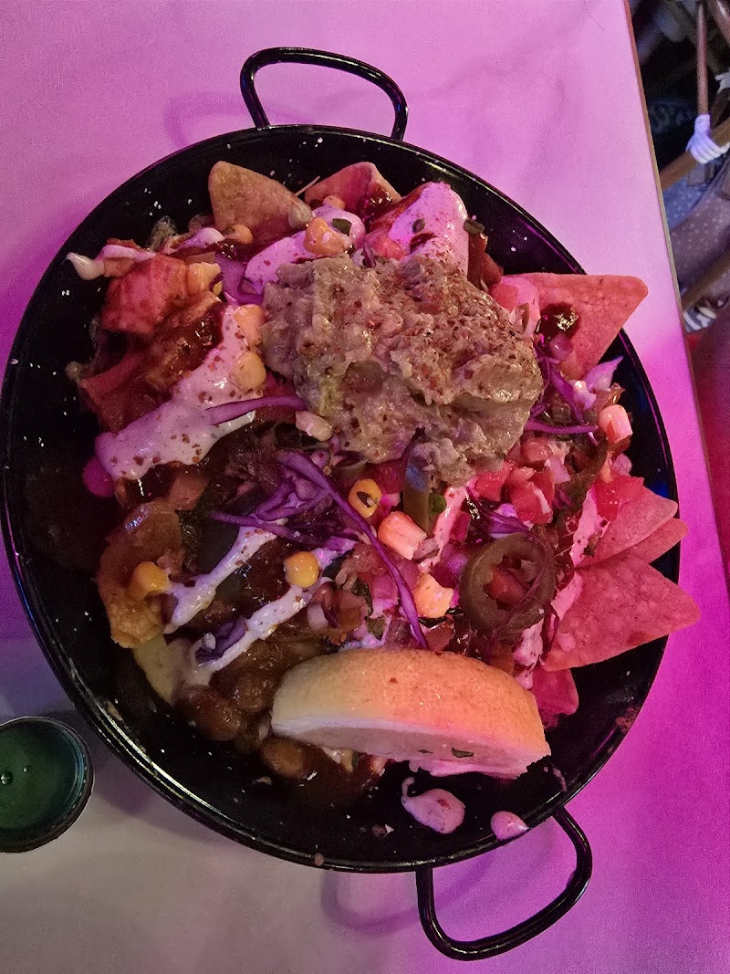 Hecho en Mexico (Hardware Lane) photo 9