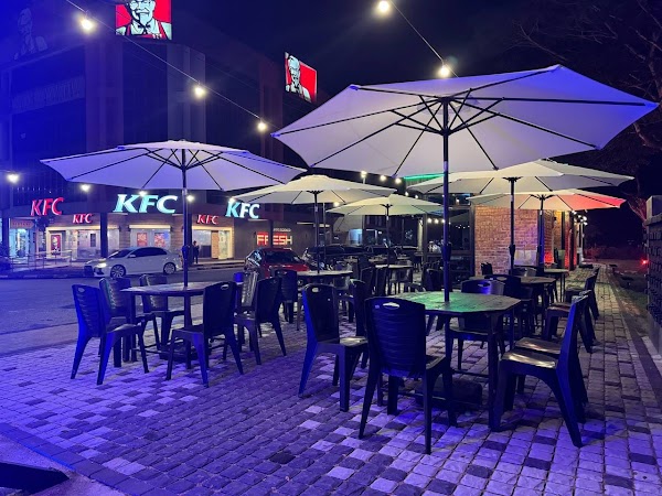 Laksamana Street Cafe