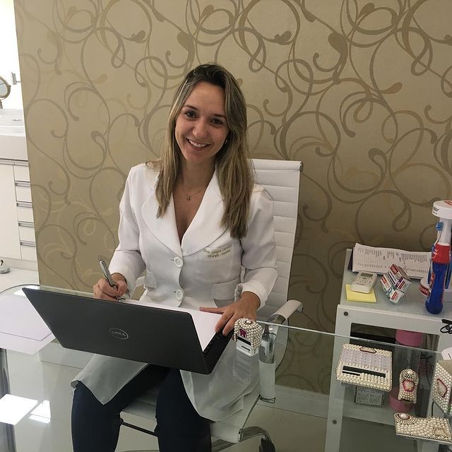 Dra Thayza Carvalho - foto 3