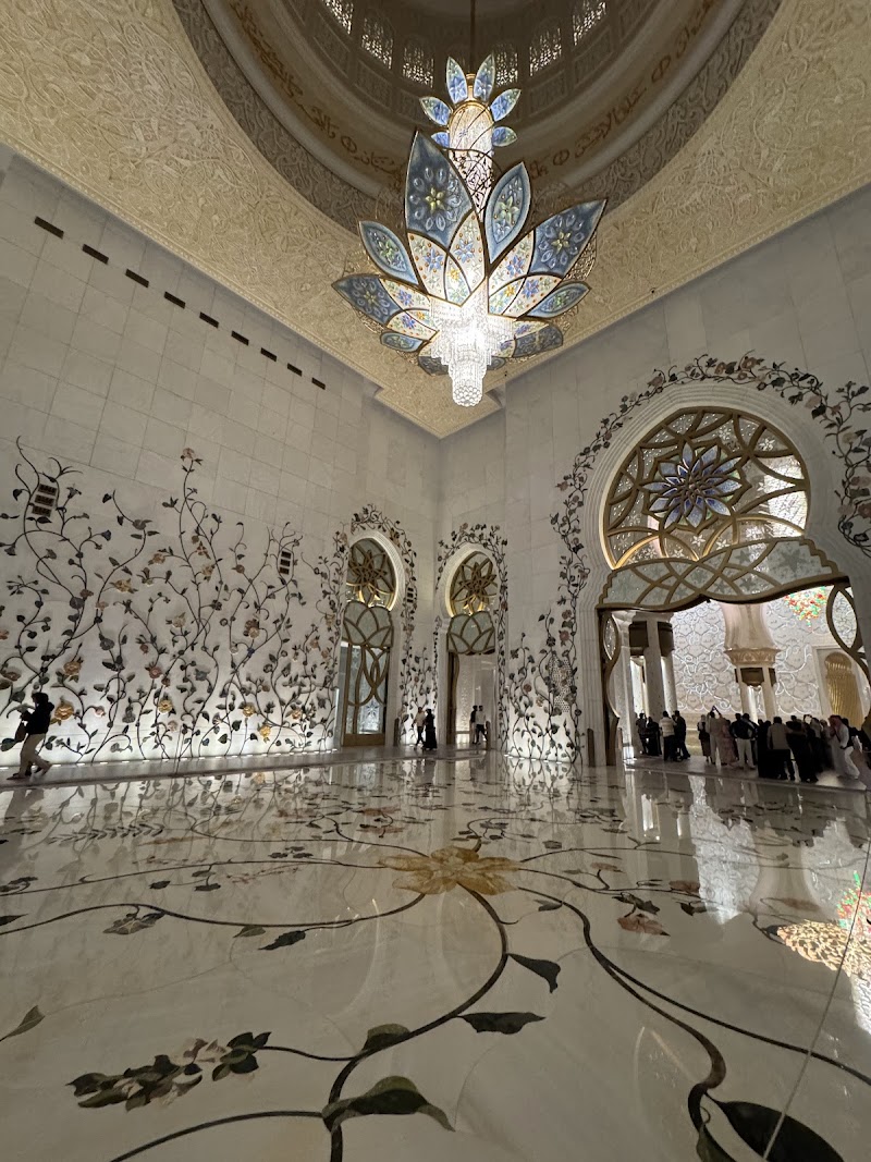 Sheikh Zayed Grand Mosque photo 5