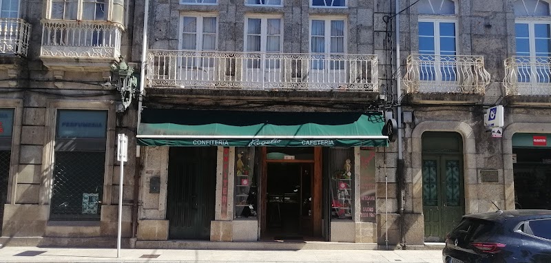 Confiteria Rogelio Cafeteria photo 4