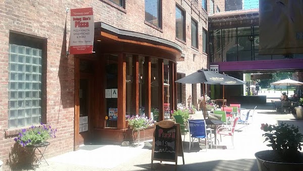 DANNY MAC'S PIZZA exterior