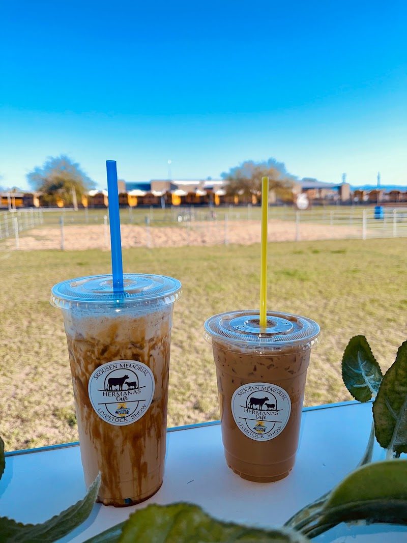 Hermanas Cafe photo 2