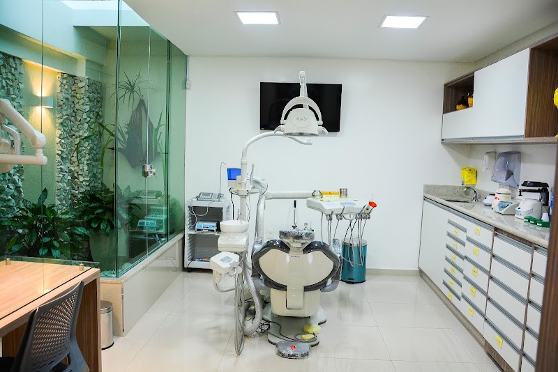 Ortofácil Clínica Odontológica | Implantes dentários e Estética facial - Manaus/AM - foto 3