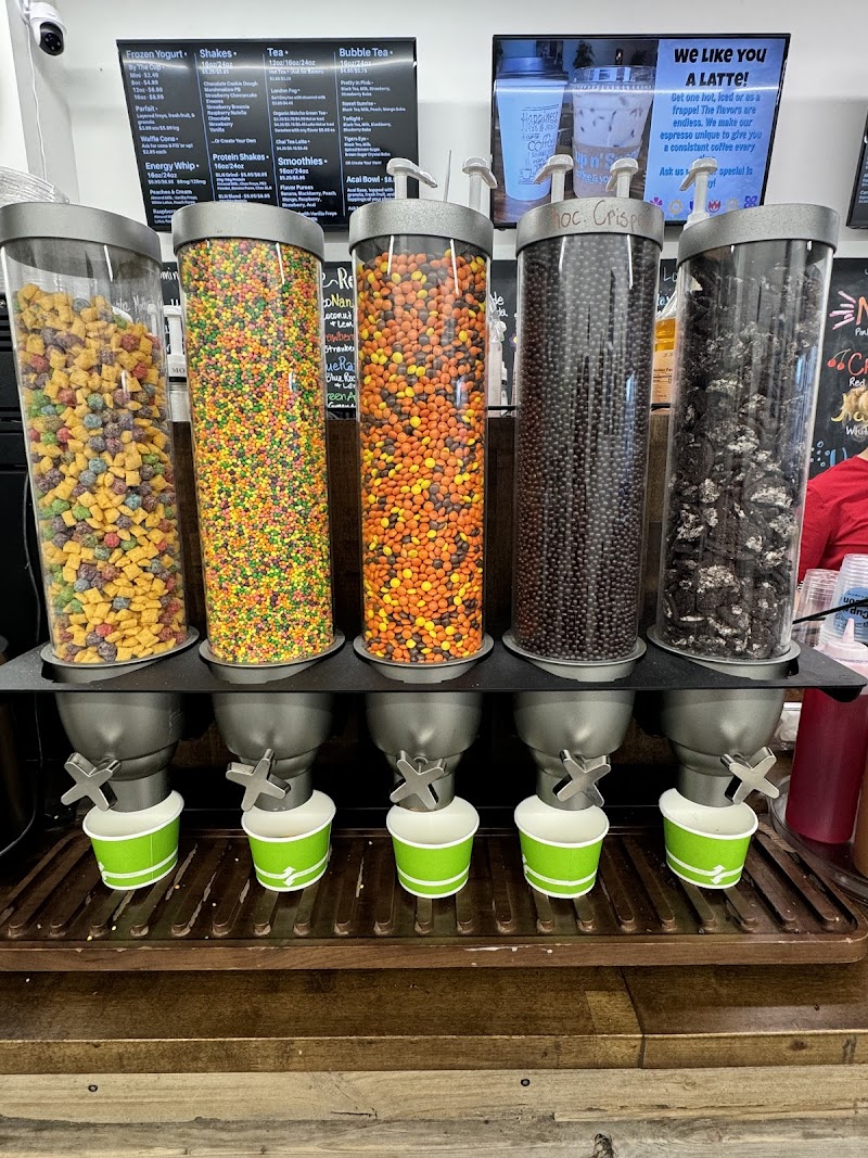 Cup n' Spoon Coffee & Frozen Yogurt Bar photo 4