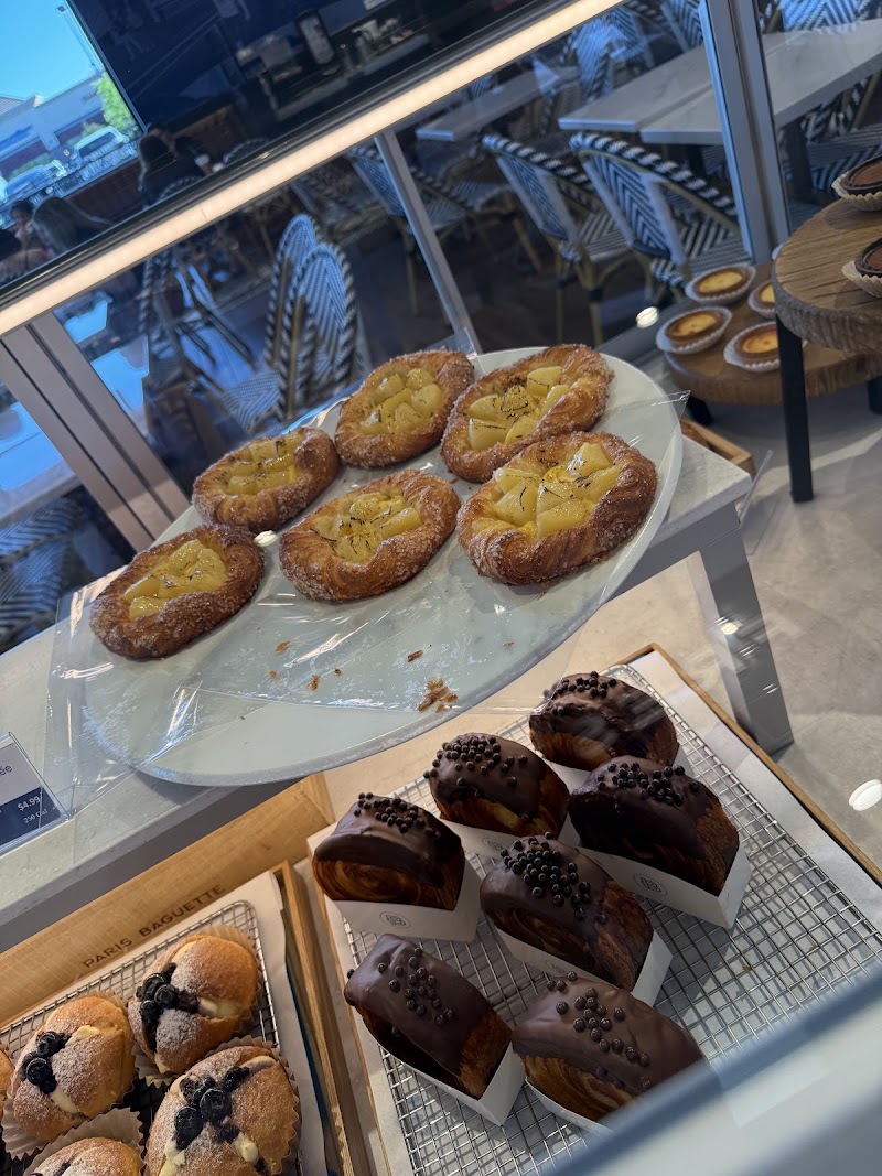 Paris Baguette photo 2