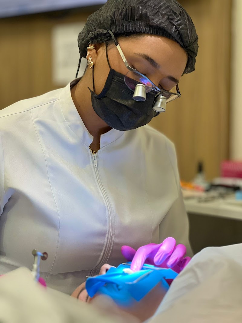 Dra Nathaly Paula - foto 5