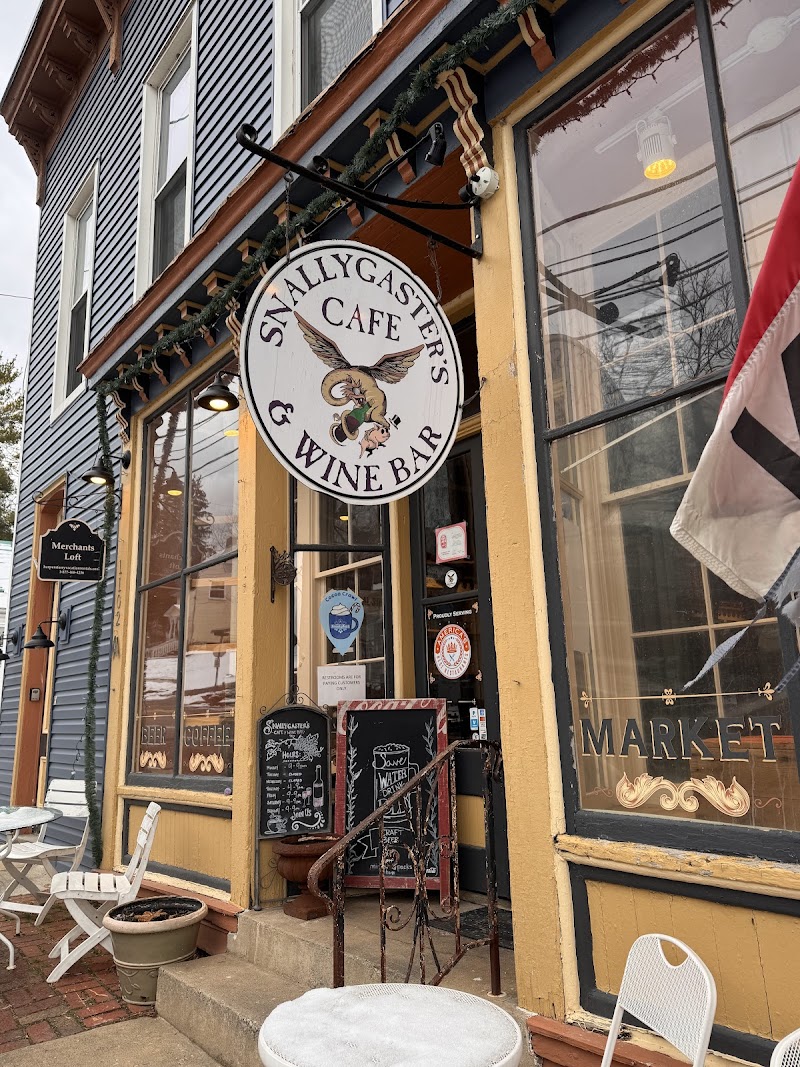 Snallygasters Cafe and Wine Bar photo 4