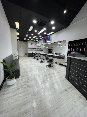 LUXMENS Barber photo 2