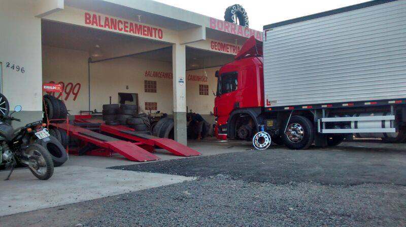 Foto de Tio Valmor Borracharia e Centro Automotivo