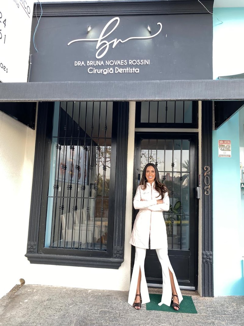 Conceito Odontologia - Dentista - foto 5