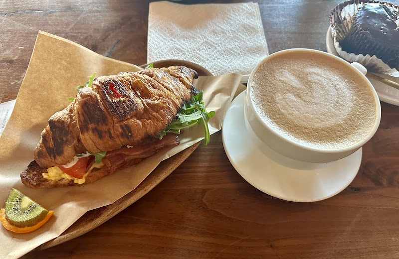 Arise Kona Bakery and Cafe photo 2