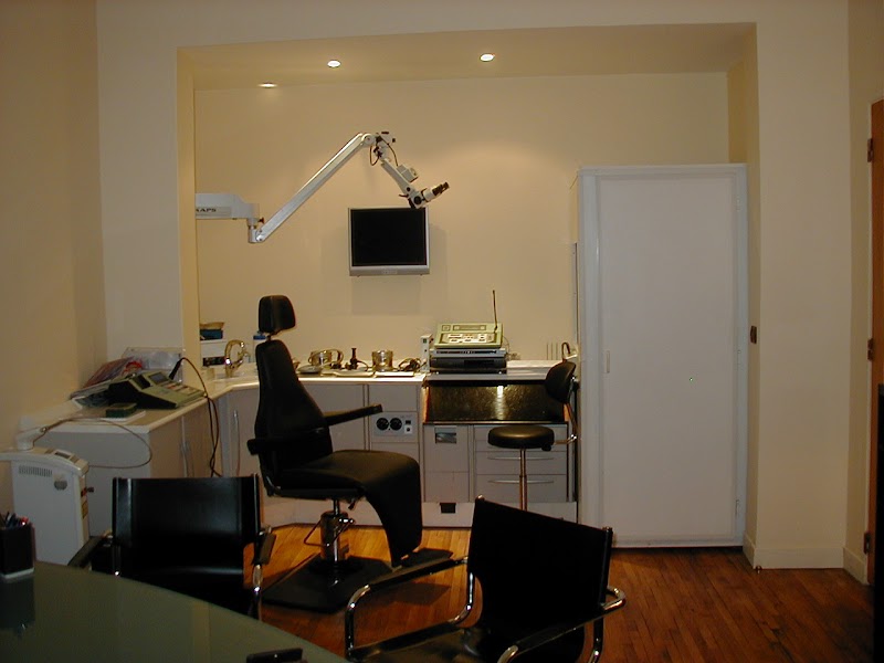 Dr. Hervé Le Bris - ORL & explorations du sommeil