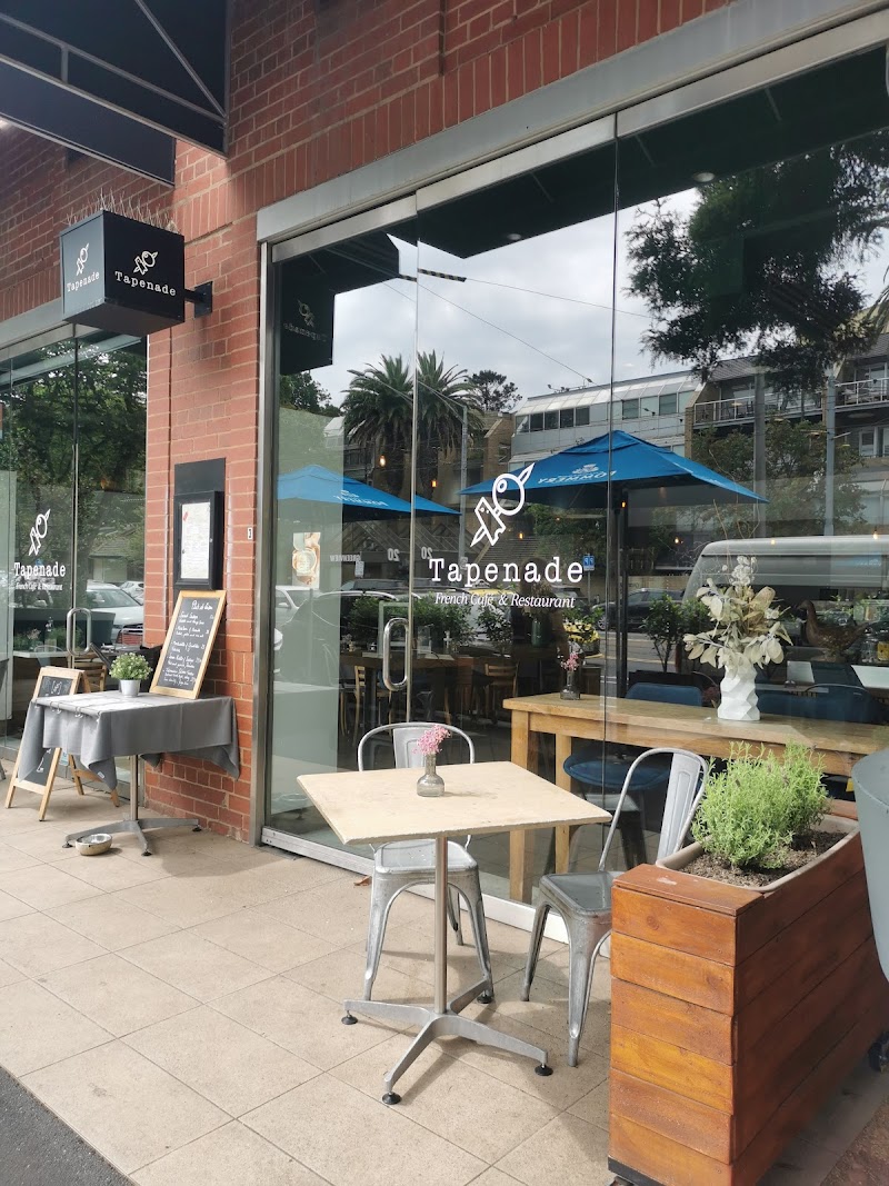 Maison Catering by Laurie and Kevin