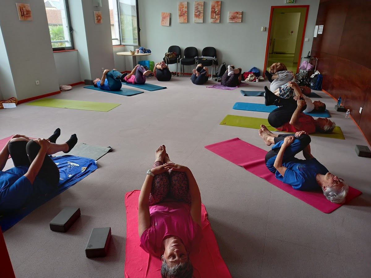 Cours De Yoga, La Voix Du Coeur — 4