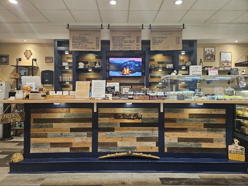 Bee Well Cafe photo 1
