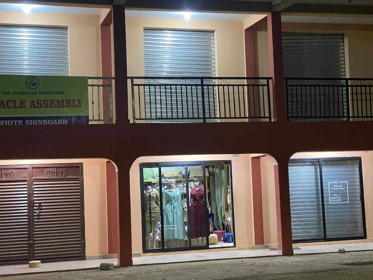Holiday Style Fashion / Wholesale Depot Ghana Unisex Boutique Clothing store