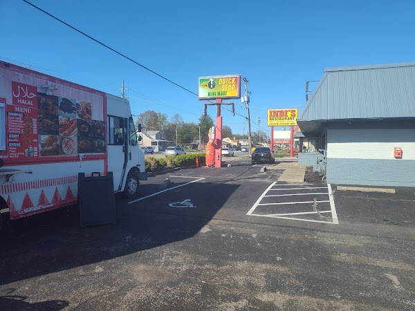 PRINCE MEDITERRANEAN FOOD TRUCK exterior