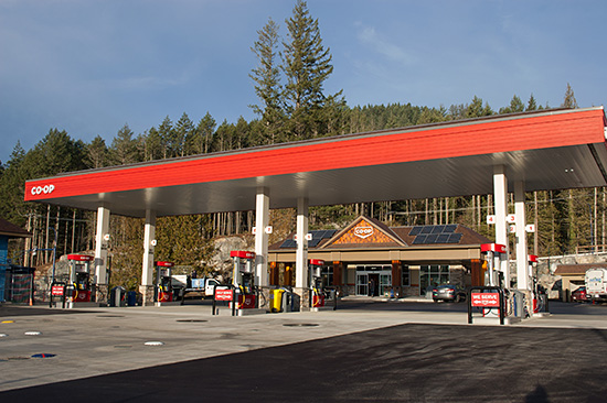 Peninsula Co-op Gas & Convenience Centre - West Shore Parkway photo 3