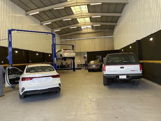 ورشة كراج تركي. TK Garage workshop