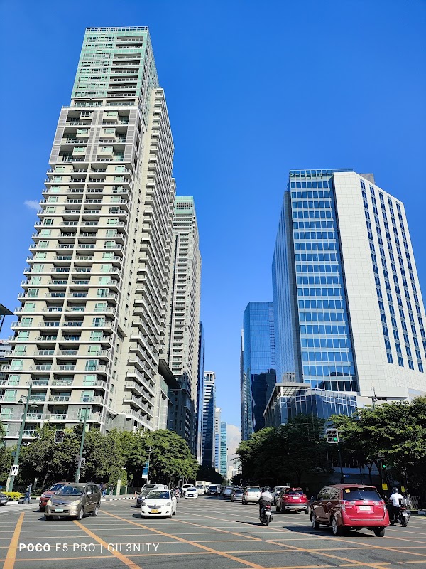 West Tower - One Serendra