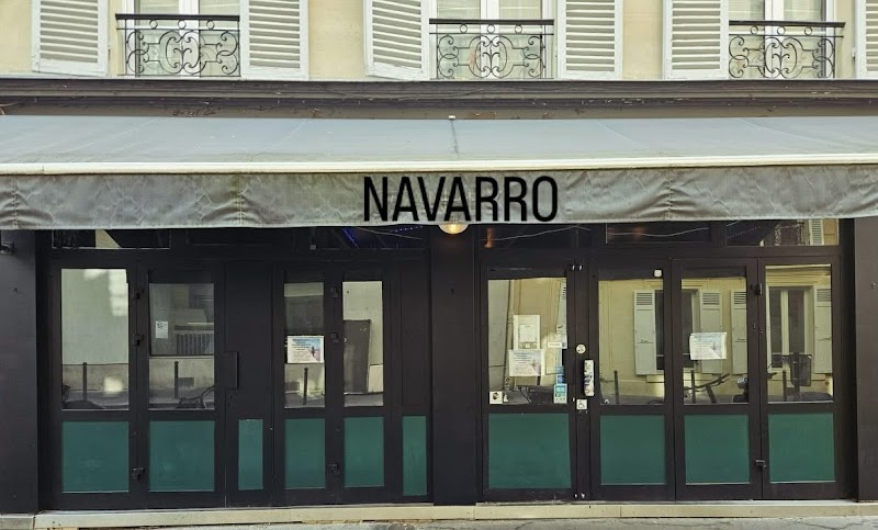 NAVARRO PUB BAR A JEUX 17ème Paris