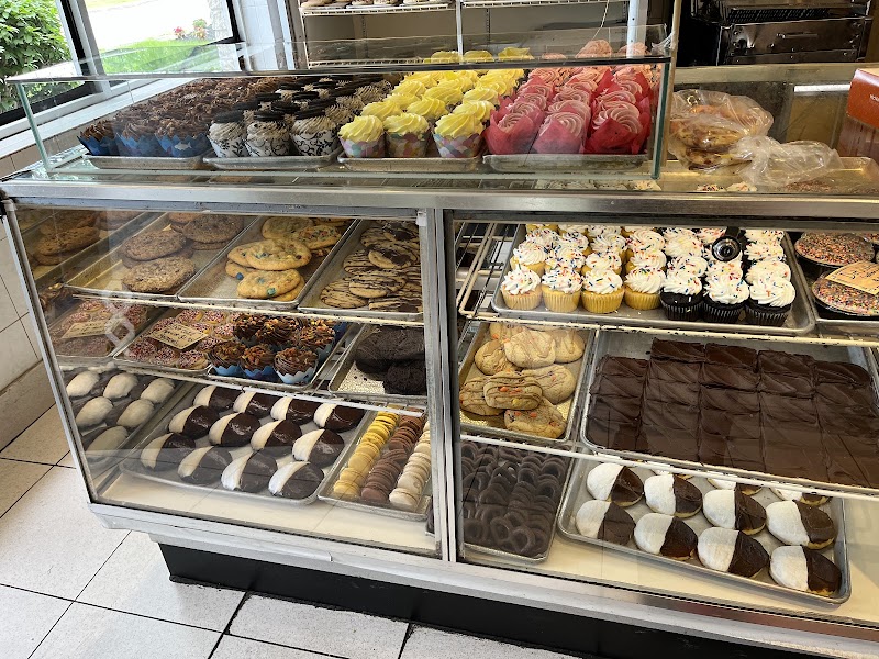 Bella-Napoli Italian Bakery photo 1