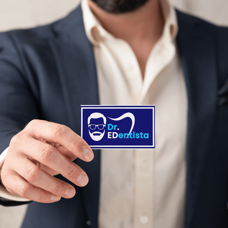 Dentista Av Paulista Dr. Edson Oliveira ( implantodontia ) urgências, próteses, SISO, implantes, claramento, Facetas etc.... - foto 3