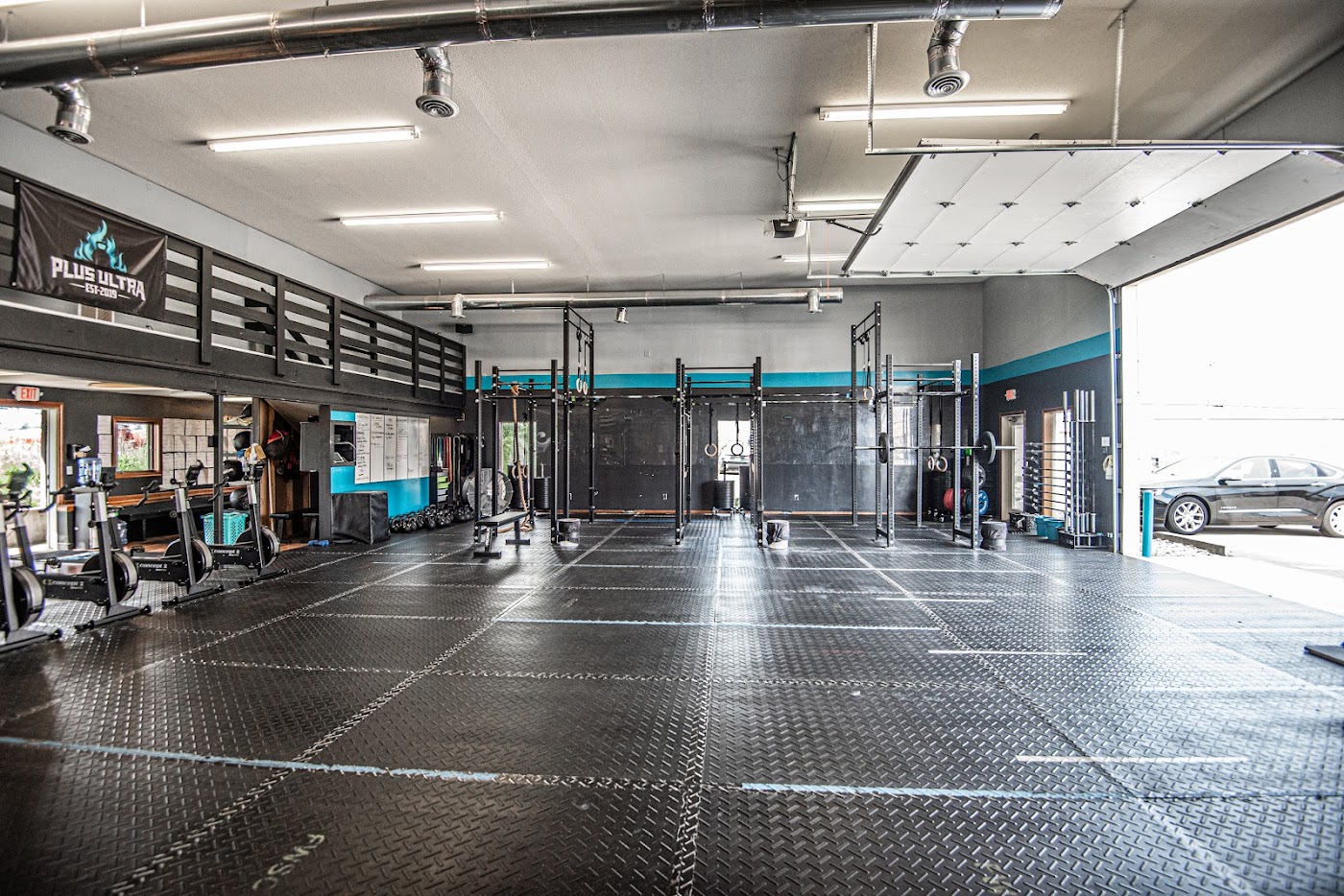 Plus Ultra Fitness interior