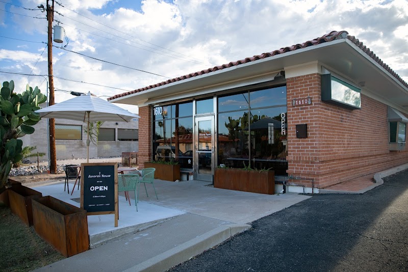 Sonoran House photo 4