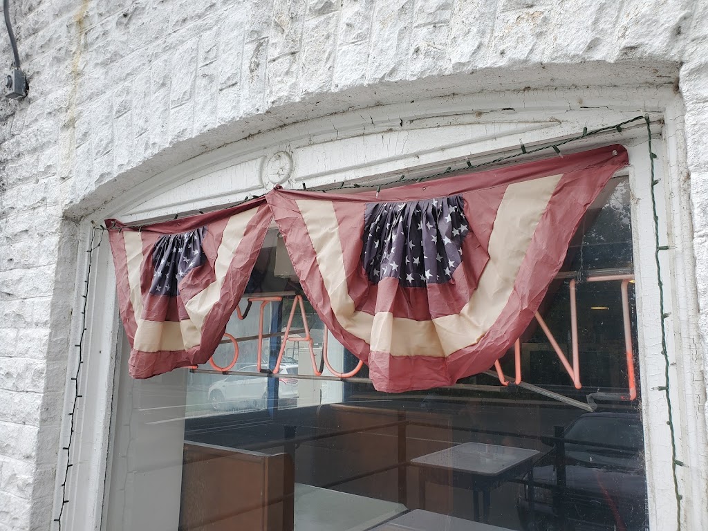 Carm’s Restaurant and Coffee Shop