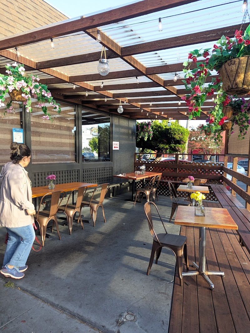 Mẹ Và Con Vietnamese Kitchen