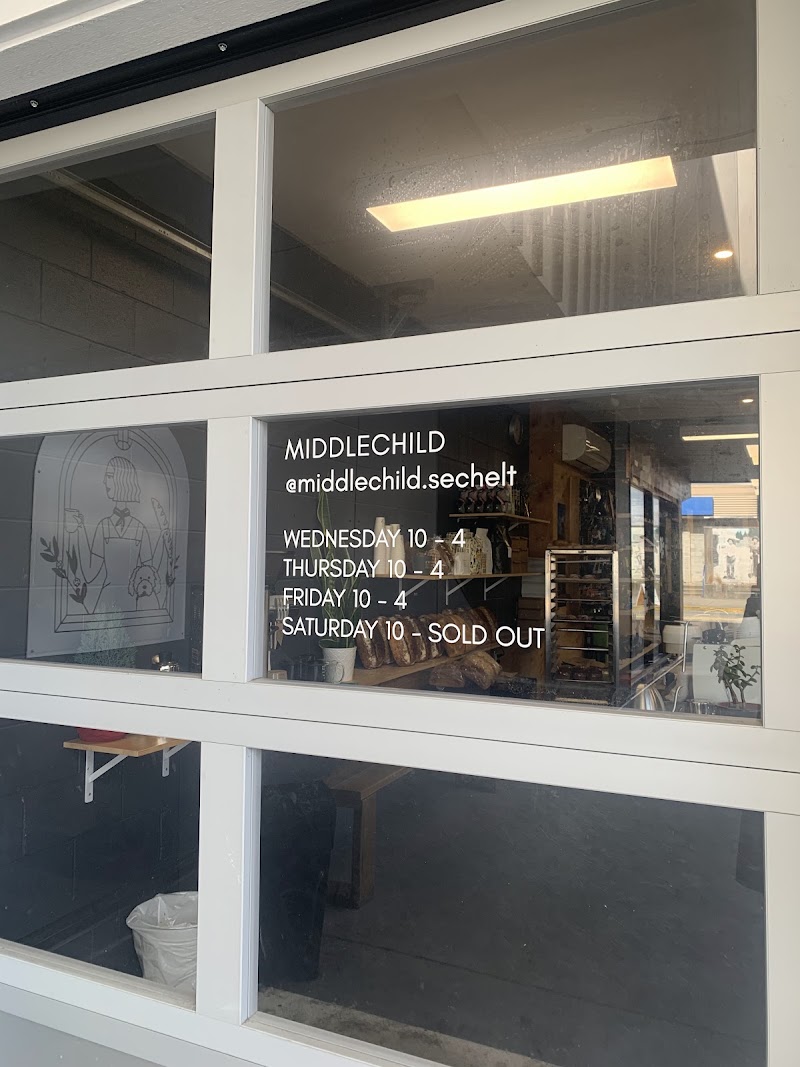 MIDDLECHILD photo 1