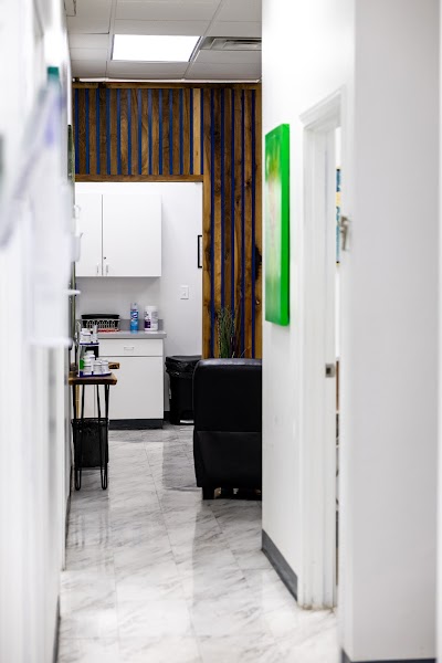 MODERN WELLNESS CLINIC photo 4