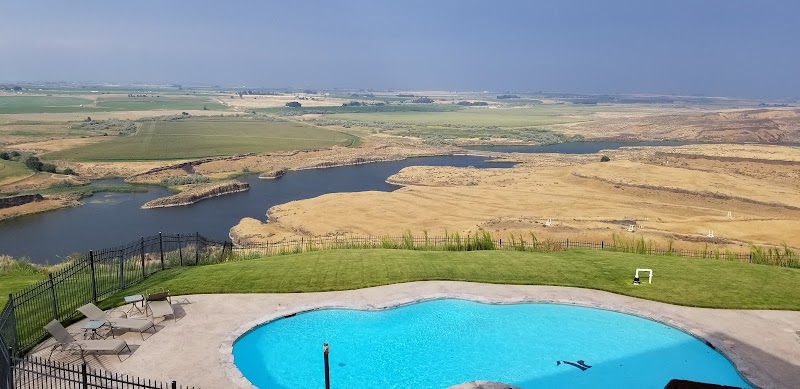 Eagle Lakes Ranch Lodge - Photo 1