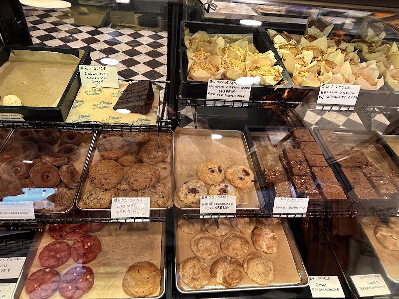 Mount Zion Bakery and Coffee Shop photo 4