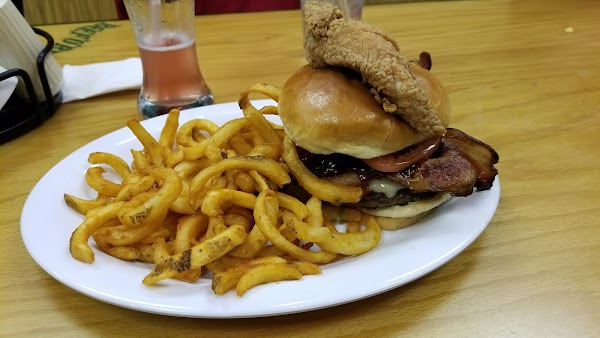 Photo by Joe Hendrickson (Hendrickson Photography)