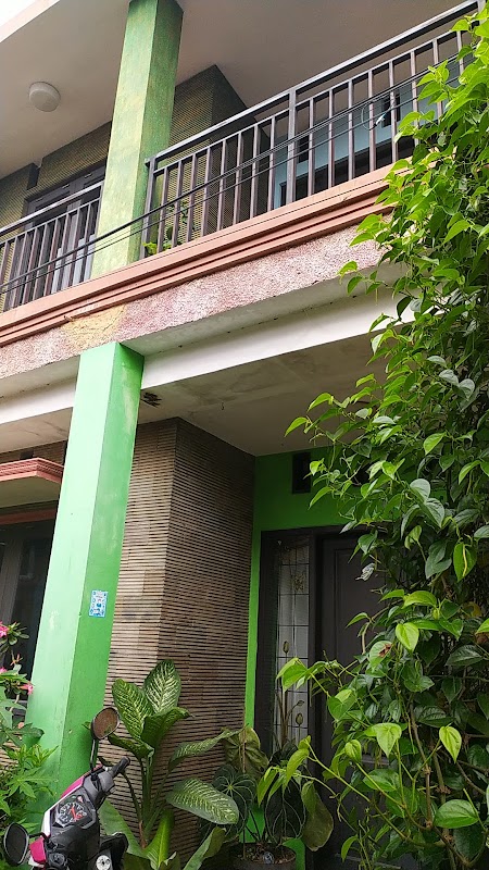 Kost Bu Wiji